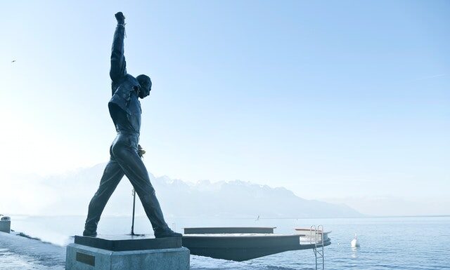 Najlepsze biografie i autobiografie. Szczęśliwa 13-stka najlepsze biografie, biografia Freddie Mercury