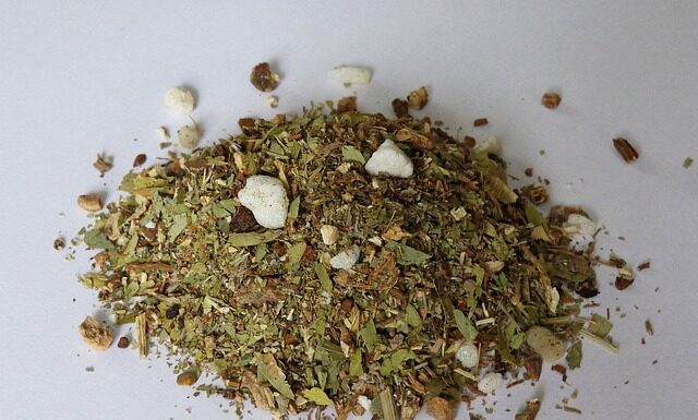 Zioła szwedzkie – czym są, na co pomagają, jak je stosować? zioła szwedzkie, zioła Marii Treben