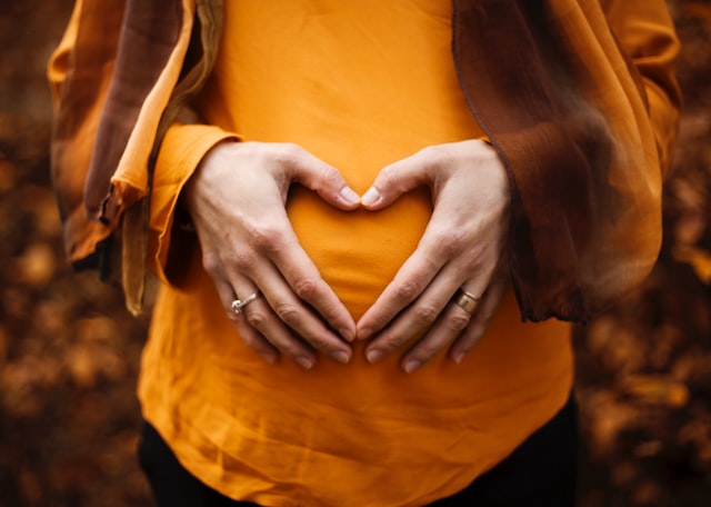 Relacje z prawdziwymi historiami kobiet, które przeszły przez ciążę i poród