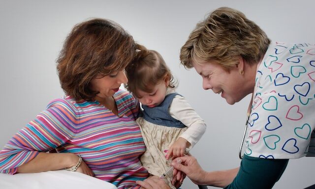 Jakie szczepienia są niezbędne dla dziecka i jakie korzyści z nich wynikają