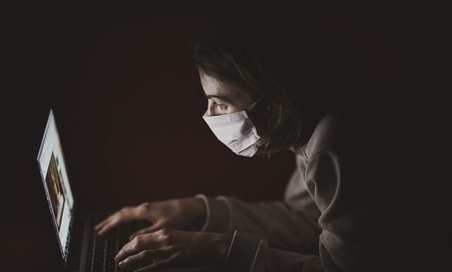 Jaka odległość drewutni od granicy działki? Jaka odległość drewutni od granicy działki?