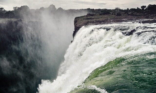 Na jaką głębokość siać nasiona?