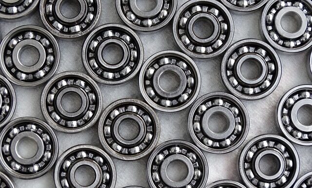 Czym najlepiej smarować łożyska?